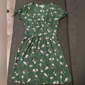 Green floral dress size S